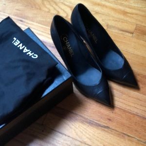 Chanel heels size 38.5